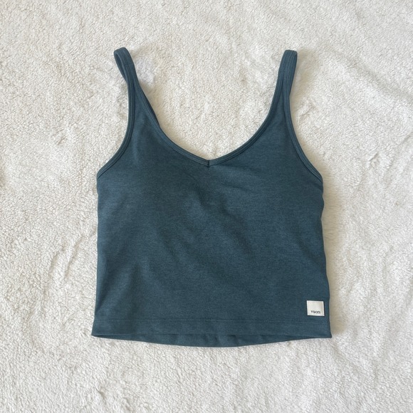 Vuori Tops - Vuori Halo Performance Cropped Top Heathered Teal Green V-Neck Built-in Bra XS